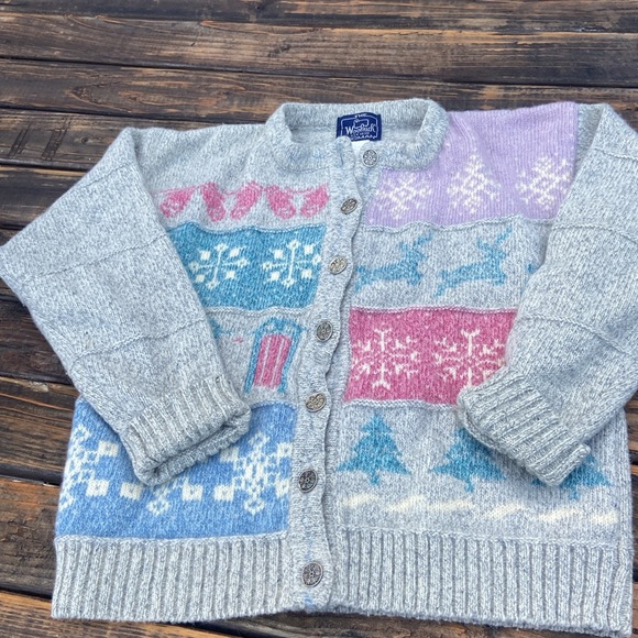 Vintage Woolrich Wool Blend Winter Themed Button Down Cardigan, Size small - Picture 5 of 9